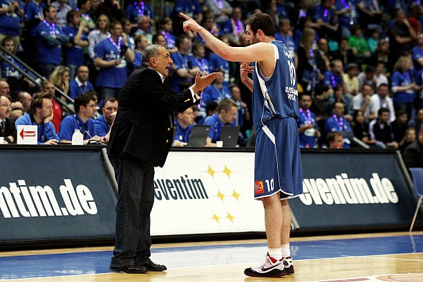 通过保持 通过保持