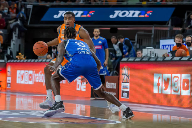 阿莫里姆的 阿莫里姆的