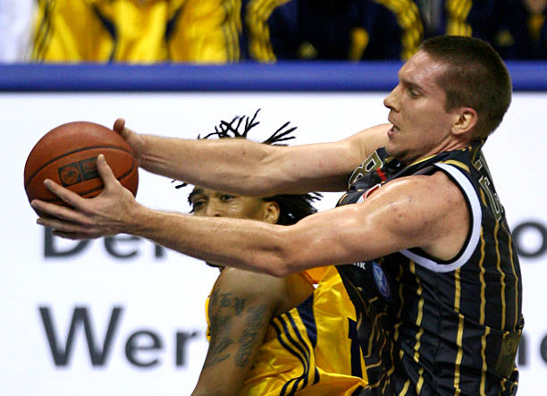 次化解对方 次化解对方